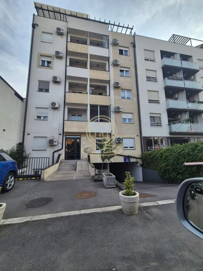 Rent, three bedroom apartment, 53m², Olimp, Zvezdara Sve Podlokacije