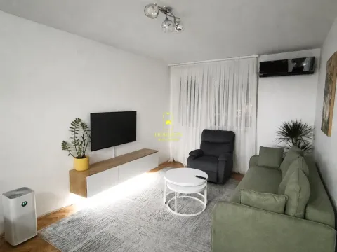 Prodaja, jednosoban stan, 50m², Zabjelo, Podgorica - image 1