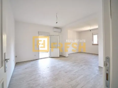 Prodaja, dvosoban stan, 83m², Šušanj, Bar - image 2