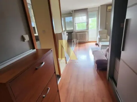 Izdavanje, trosoban stan, 70m², Liman 2, Novi Sad Sve Podlokacije - image 19