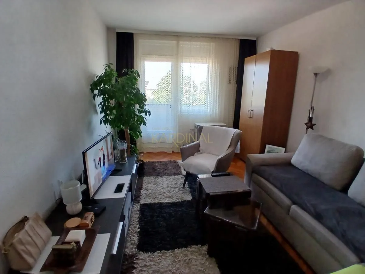 Prodaja, dvosoban stan, 66m², Centar, Jagodina