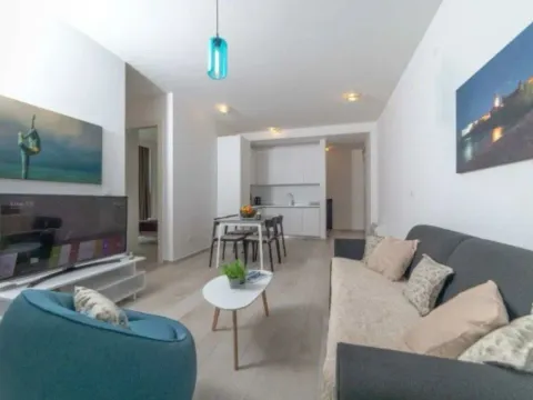 Izdavanje, dvosoban stan, 50m², Budva, Crna Gora - image 5