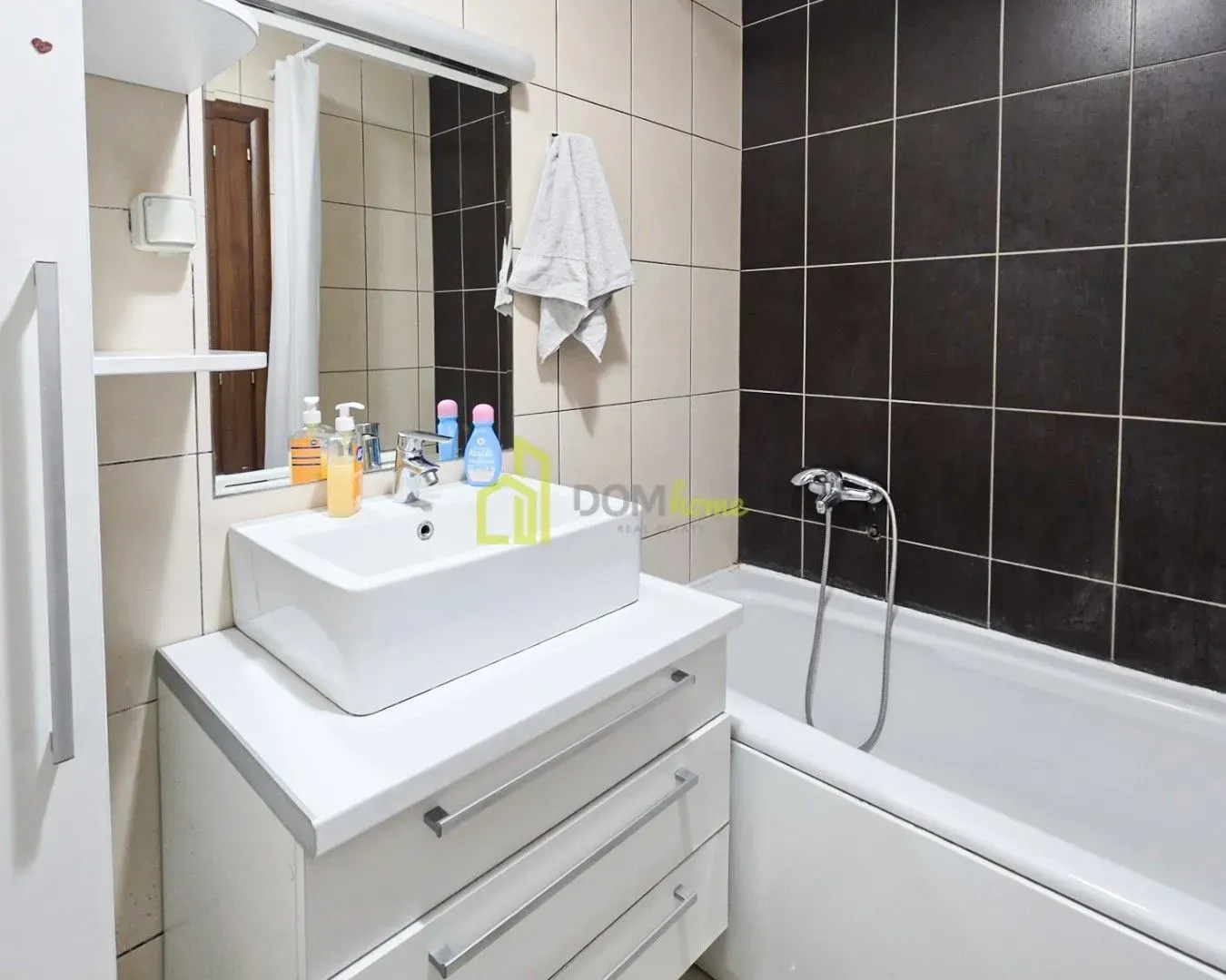 Prodaja, dvosoban stan, 80m², City Kvart, Podgorica