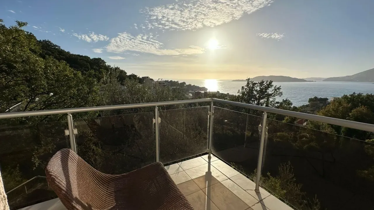 Prodaja, jednosoban stan, 57m², Pržno, Budva