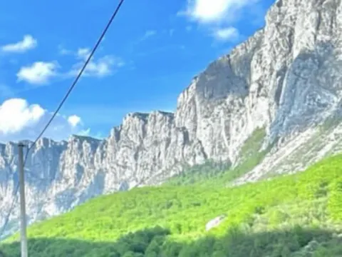 Zemljište in Pošćenski Kraj