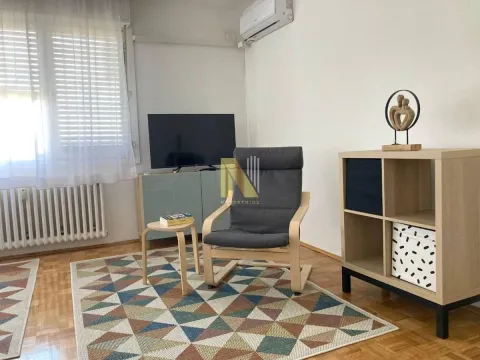 Izdavanje, trosoban stan, 71m², Liman 1, Novi Sad Sve Podlokacije