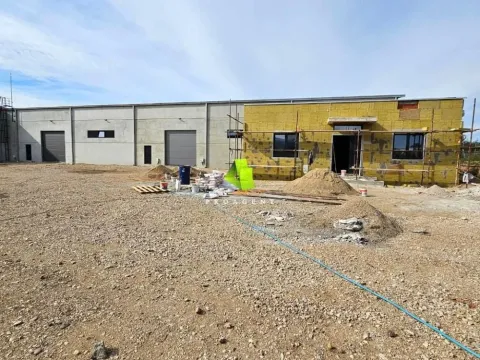 Rent, office space, 2220m², Pantelej, Niš - image 3