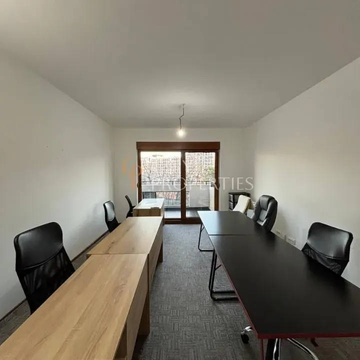 Izdavanje, stan, 70m², Master Kvart, Podgorica