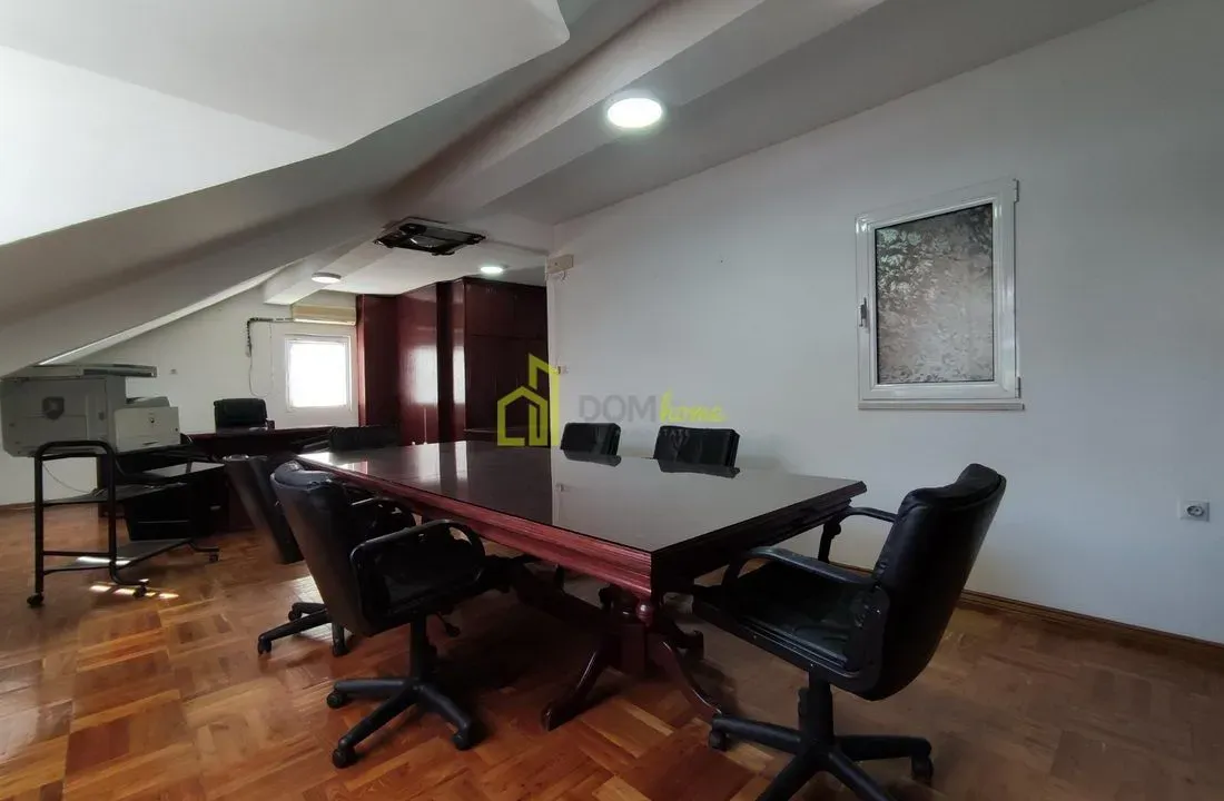 Rent, office space, 140m², Centar, Podgorica
