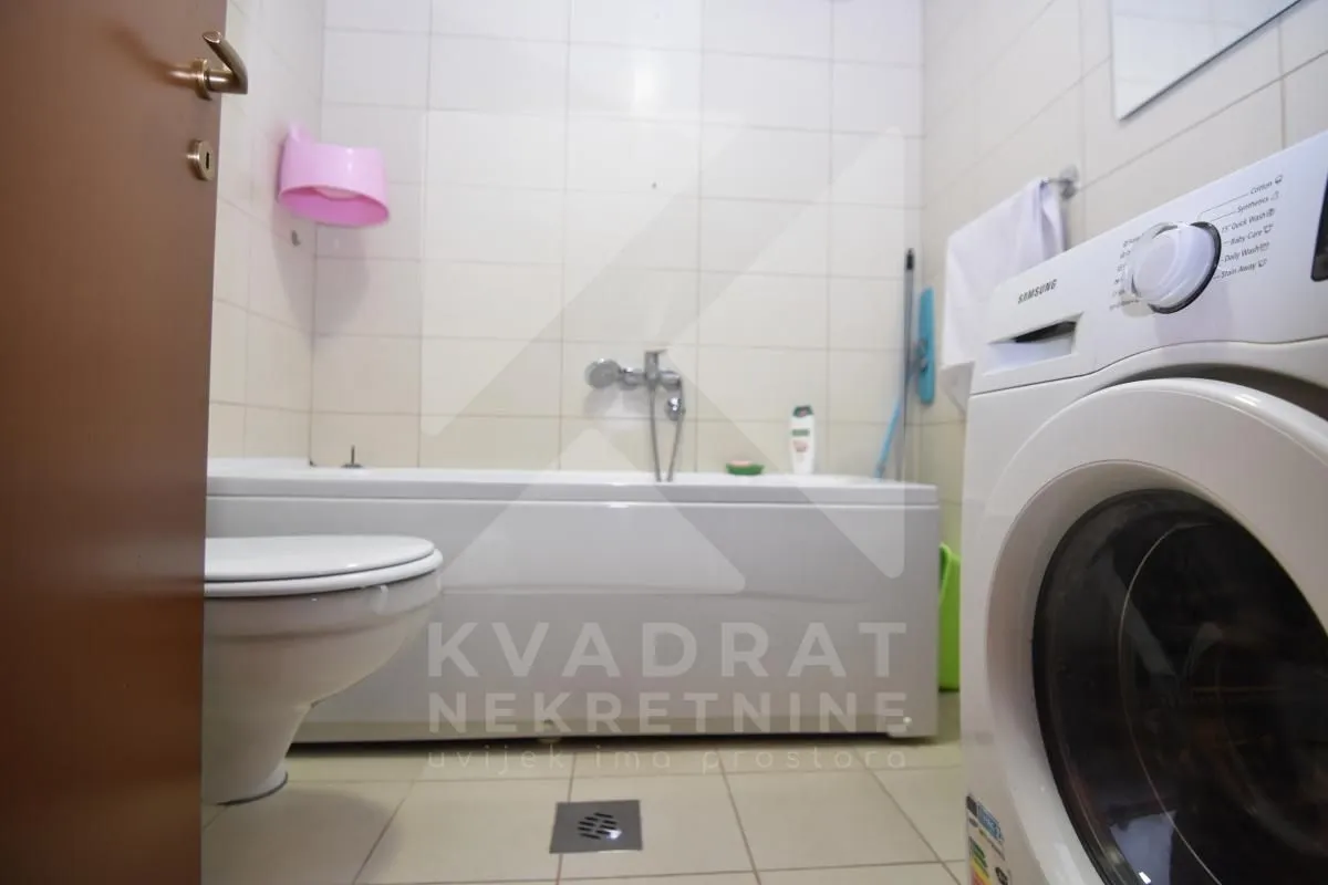 Izdavanje, jednosoban stan, 50m², City Kvart, Podgorica
