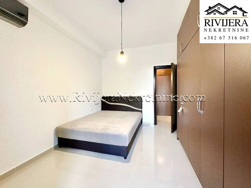 Prodaja, jednosoban stan, 53m², Dobrota, Kotor
