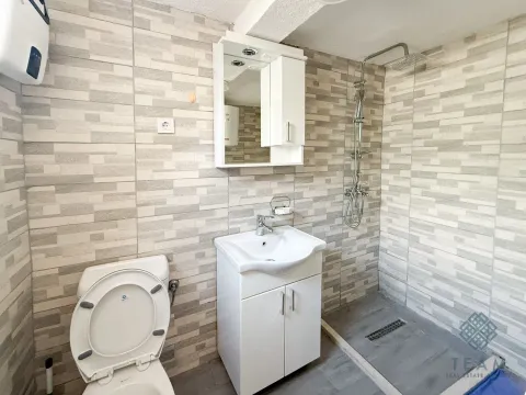 Rent, studio apartment, 22m², Drač, Podgorica - image 6
