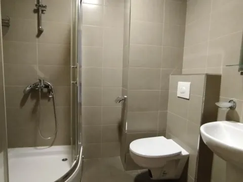 Izdavanje, stan, 42m², City Kvart, Podgorica - image 7