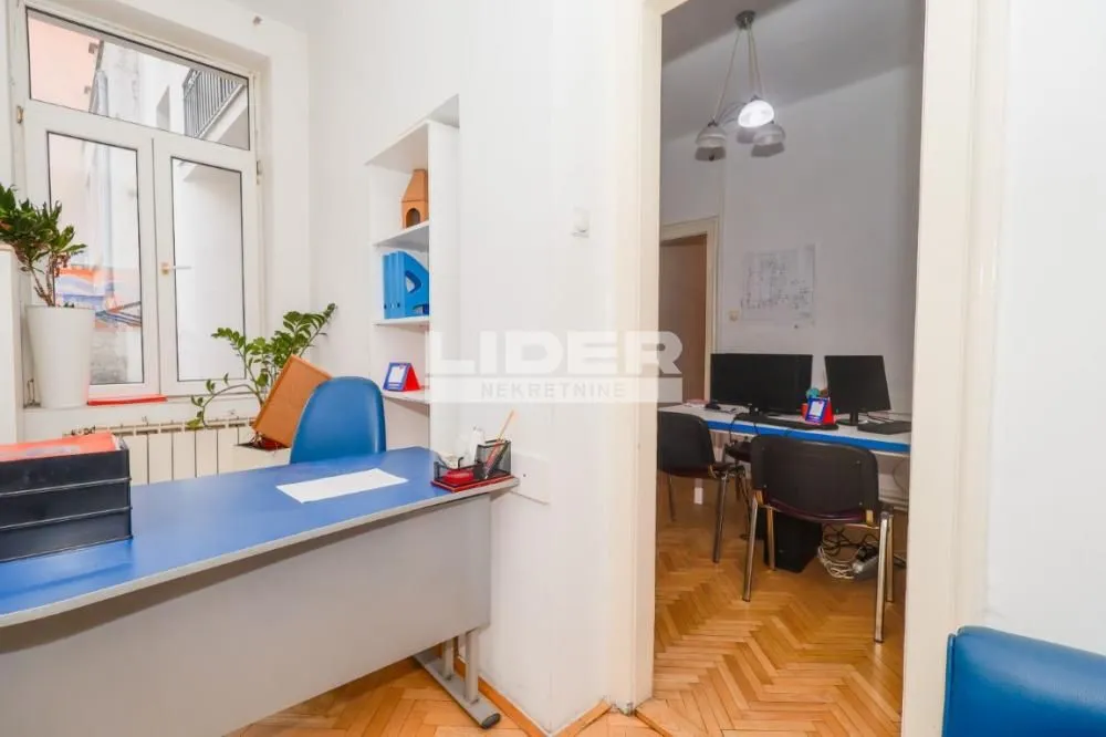 Rent, apartment, 87m², Stari Grad, Beograd
