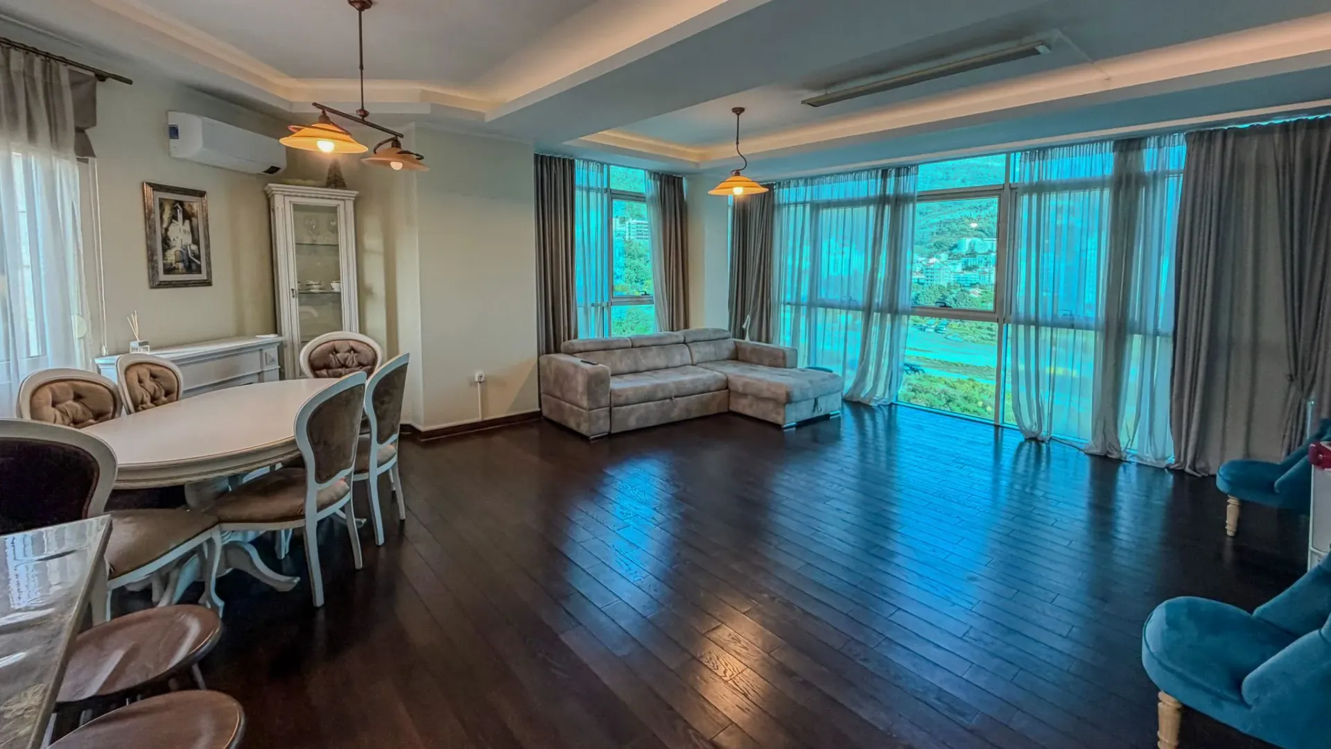 Prodaja, dvosoban stan, 89m², Bečići, Budva