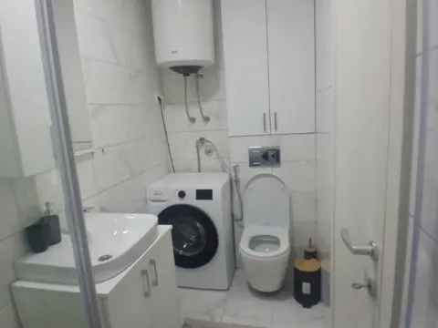 Izdavanje, garsonjera, 30m², Stari Aerodrom, Podgorica - image 5