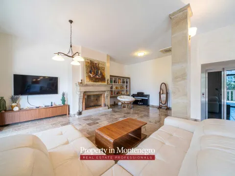 Prodaja, kuća, 971m², Petrovac, Budva - image 7