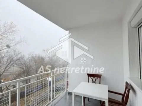 Rent, three bedroom apartment, 120m², Savski Venac, Beograd - image 17