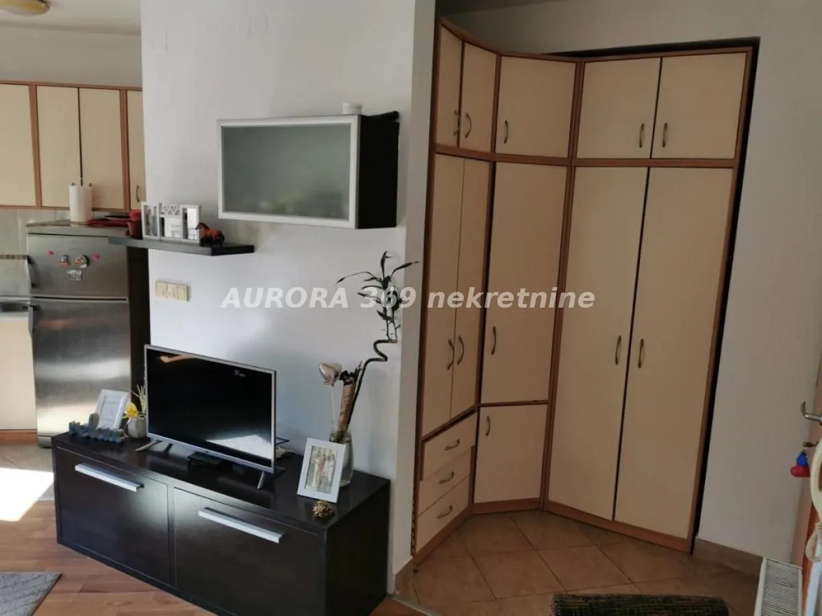 Rent, one bedroom apartment, 40m², Bulevar Oslobodjenja, Novi Sad Sve Podlokacije