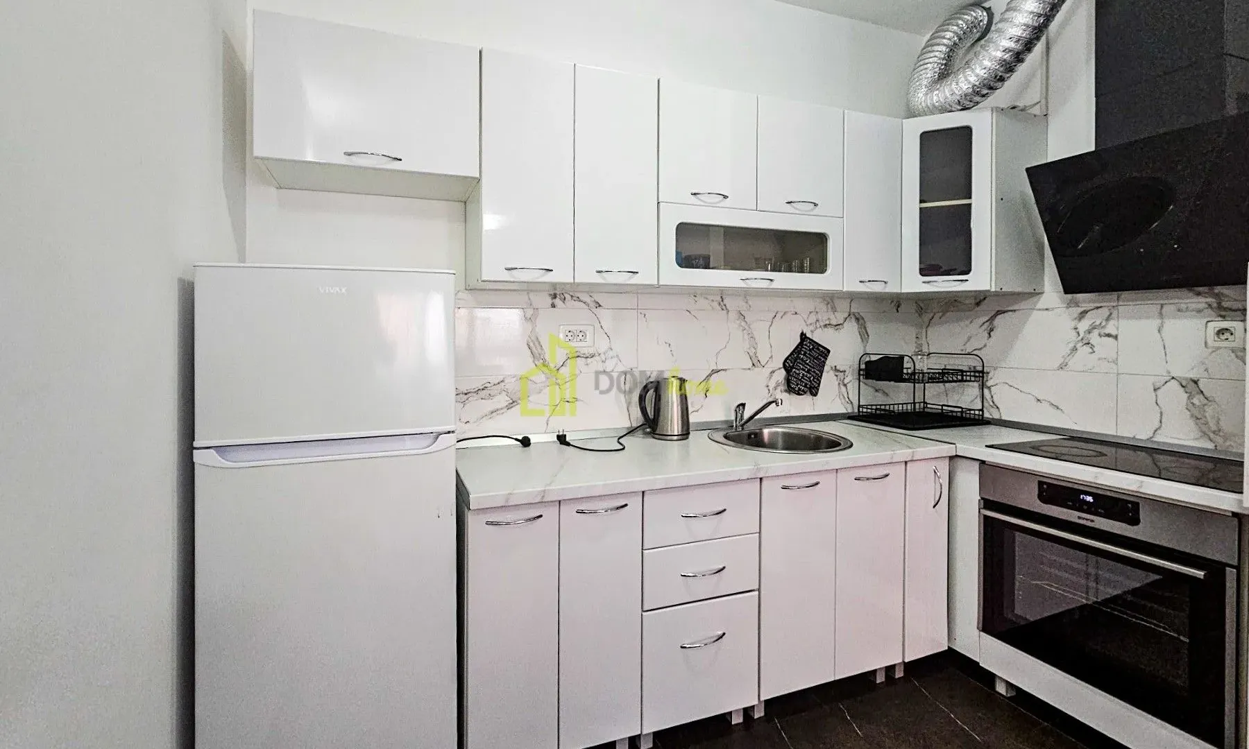 Izdavanje, jednosoban stan, 50m², Master Kvart, Podgorica