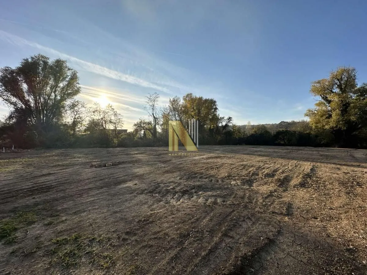 Prodaja, plac, 1700m², Alibegovac, Petrovaradin