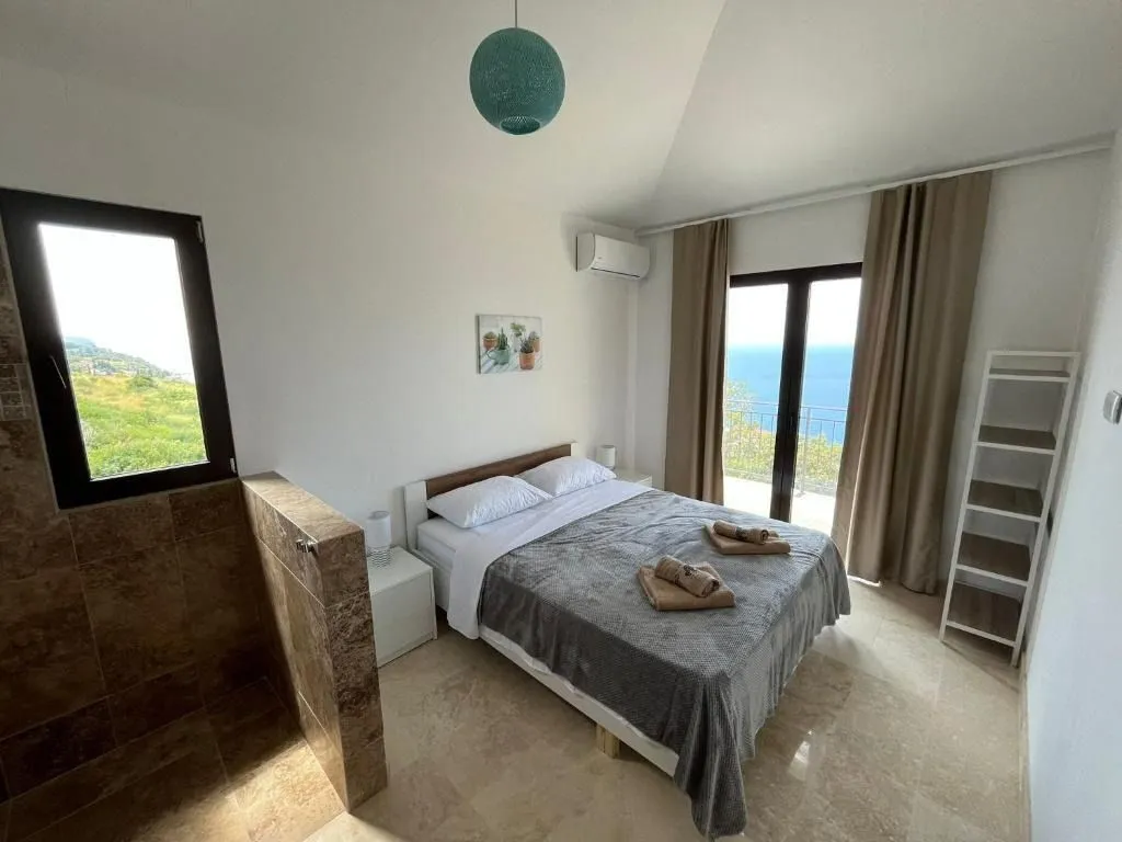 Sale, house, 203m², Reževići, Budva
