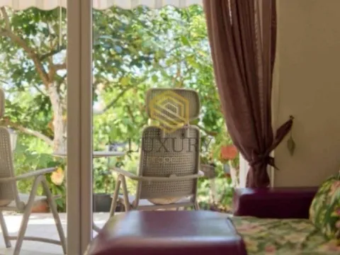 Rent, one bedroom apartment, 55m², Pod Kuk, Tivat - image 4