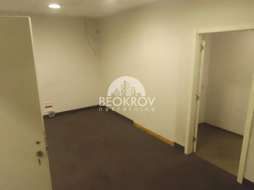 Rent, office space, 377m², Crveni Krst, Beograd