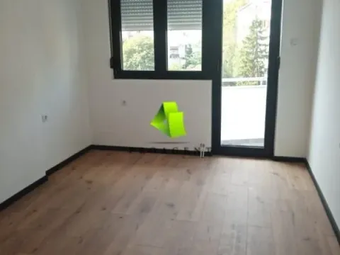 Izdavanje, poslovni prostor, 85m², Medijana, Niš - image 3