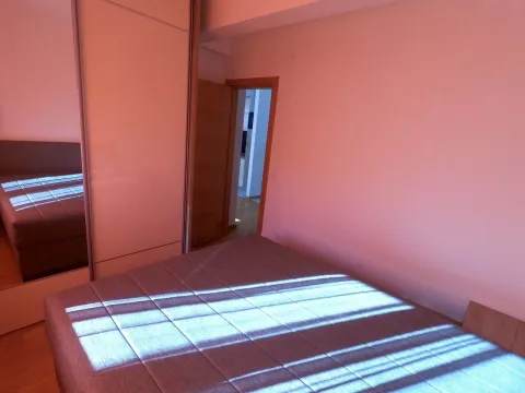 Izdavanje, dvosoban stan, 52m², Budva, Crna Gora - image 8