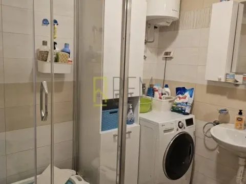 Sale, three bedroom apartment, 78m², Stari Aerodrom, Podgorica - image 10