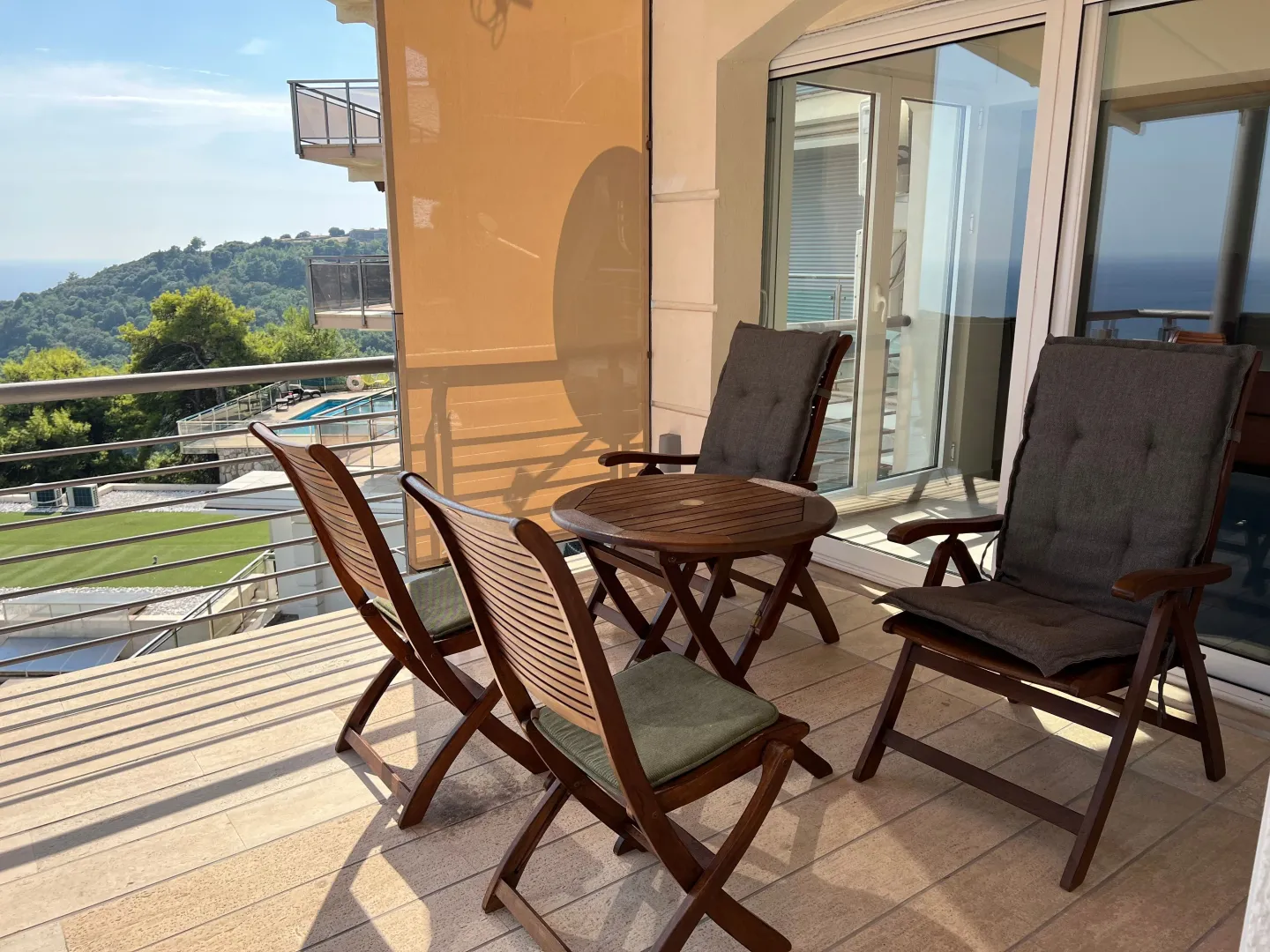 Izdavanje, jednosoban stan, 70m², Vidikovac, Budva