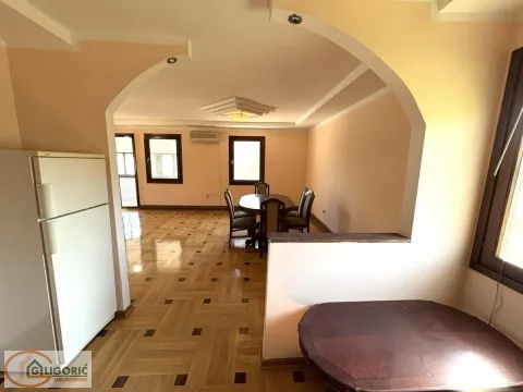 Prodaja, kuća, 270m², Zvezdara Sve Podlokacije, Beograd