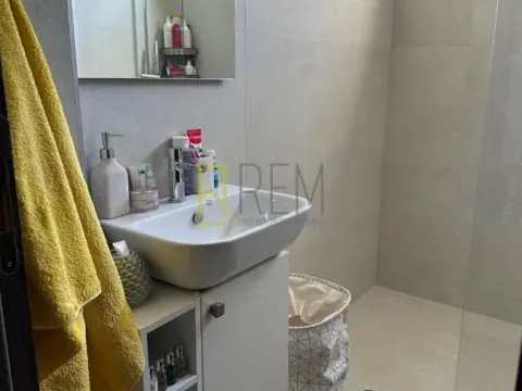 Izdavanje, dvosoban stan, 60m², Ljubović, Podgorica - image 9