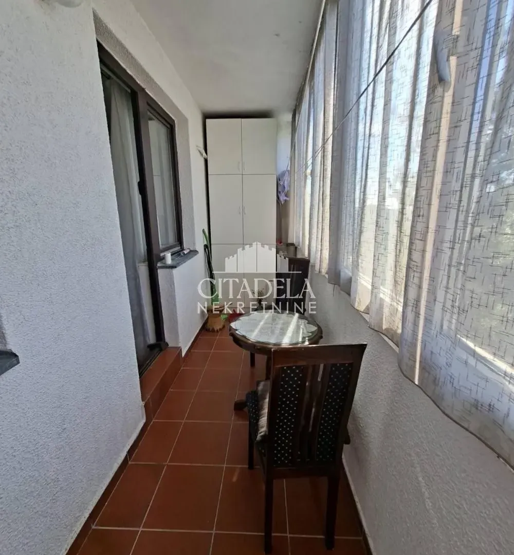 Izdavanje, jednosoban stan, 38m², Rakovica, Beograd