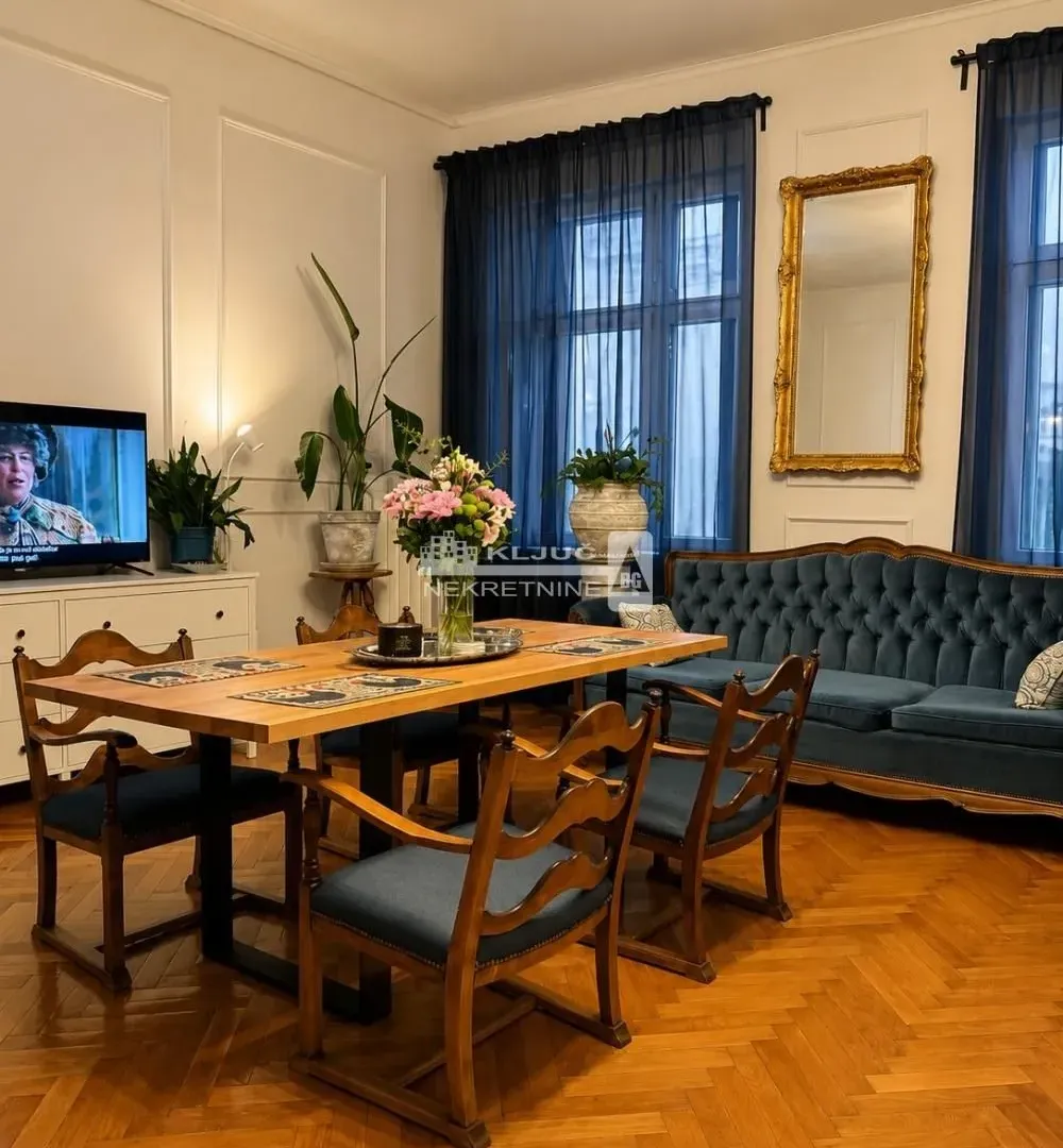 Prodaja, četvorosoban stan, 153m², Stari Grad, Beograd