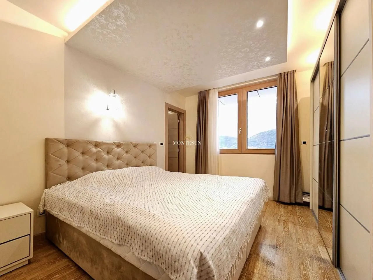 Rent, one bedroom apartment, 70m², Centar, Budva