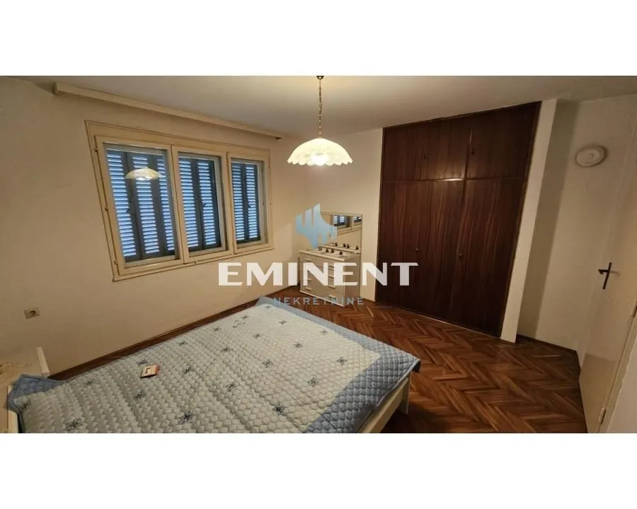 Sale, house, 315m², Kaludjerica, Grocka