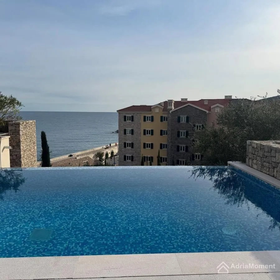 Prodaja, trosoban stan, 290m², Luštica Bay, Tivat