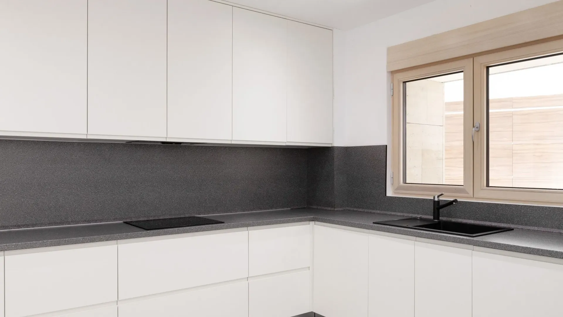 Sale, five bedroom apartment, 253m², Kotor, Crna Gora