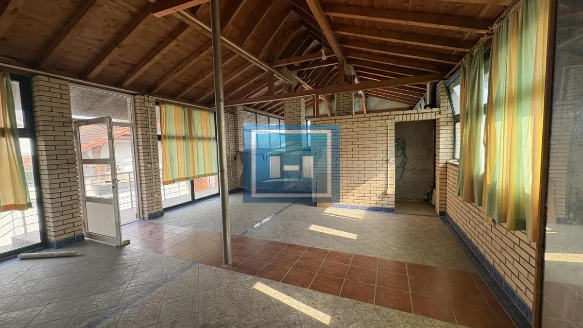 Prodaja, kuća, 500m², Ribare, Jagodina