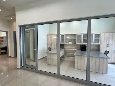 Sale, office space, 155m², Stari Aerodrom, Podgorica - image 9