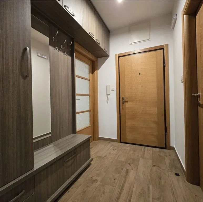 Rent, one bedroom apartment, 50m², Nova Dalmatinska, Podgorica