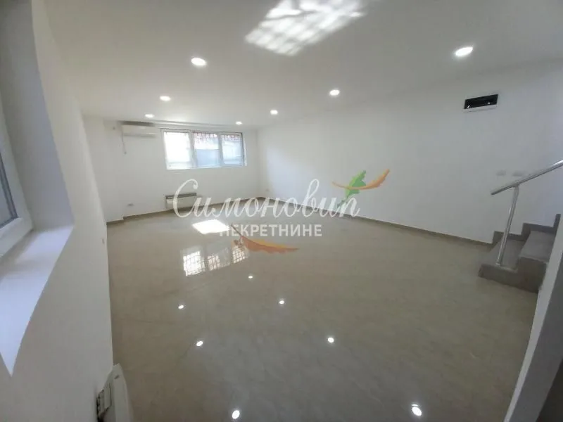 Rent, office space, 117m², Uciteljsko Naselje, Zvezdara Sve Podlokacije