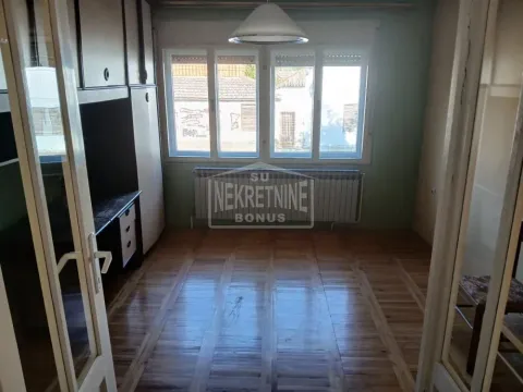 Sale, house, 150m², Železničko Naselje, Subotica - image 9