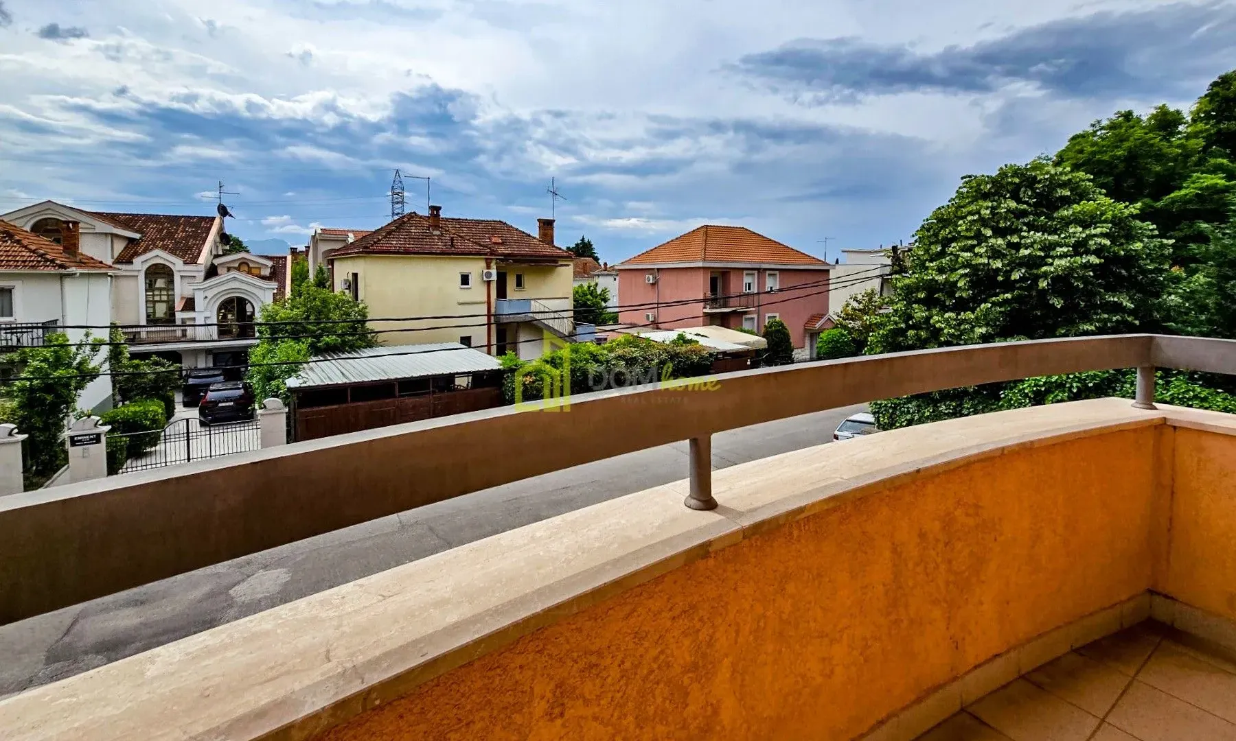 Prodaja, trosoban stan, 100m², Gorica C, Podgorica