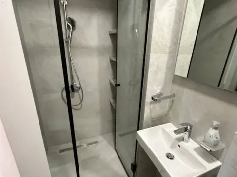 Izdavanje, dvosoban stan, 67m², Central Point, Podgorica - image 8