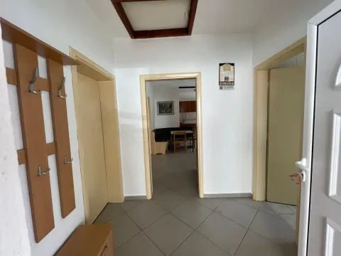 Rent, house, 100m², Murtovina, Podgorica - image 9