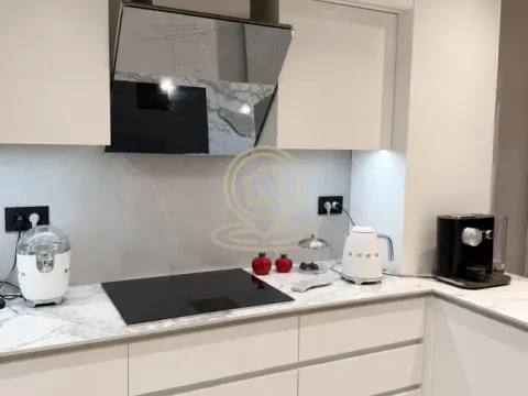 Izdavanje, četvorosoban stan, 104m², Stari Grad, Beograd - image 6