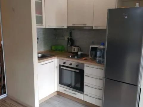 Izdavanje, jednosoban stan, 30m2, Velji Vinogradi, Budva Izdavanje, jednosoban stan, 30m2, Velji Vinogradi, Budva